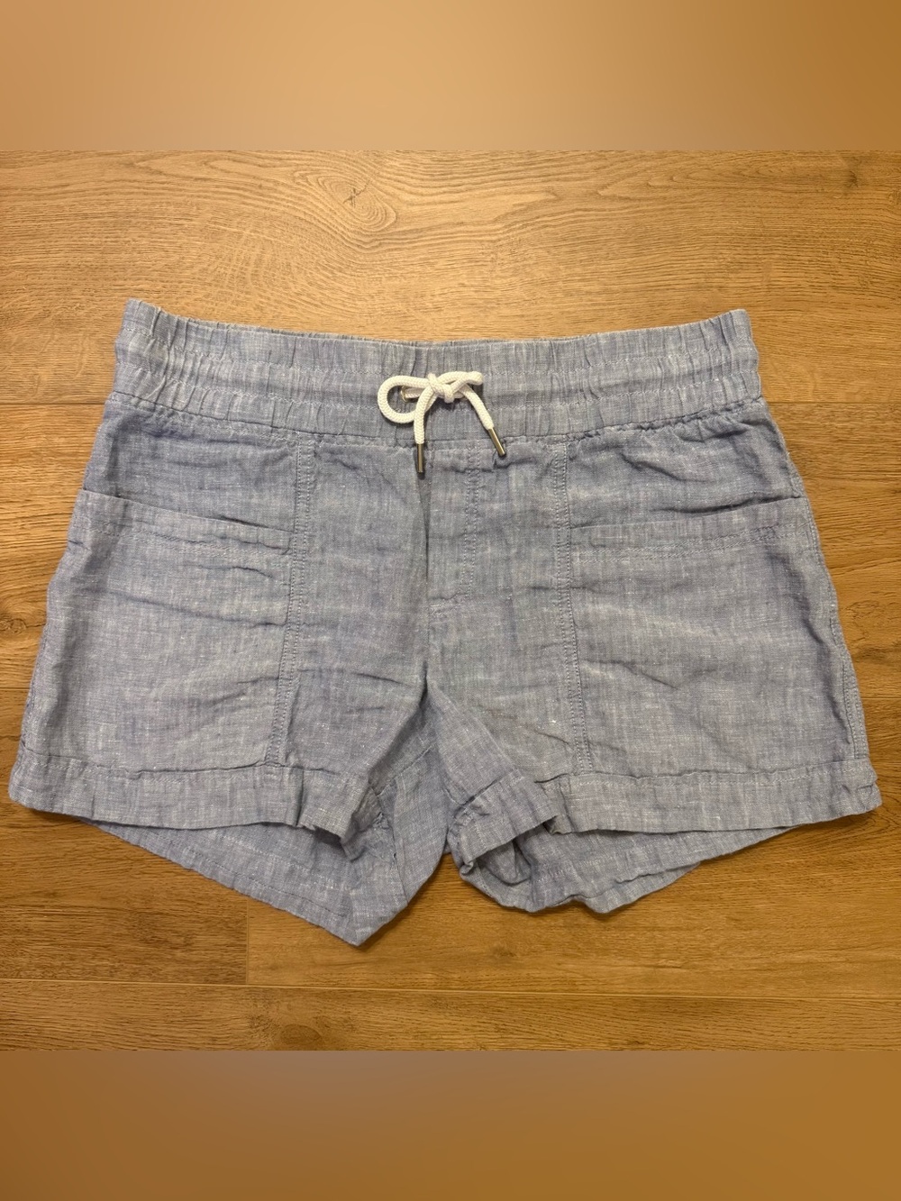 Athleta Women's Cabo 100% Linen 4” Short, Light Blue Color, Size 10